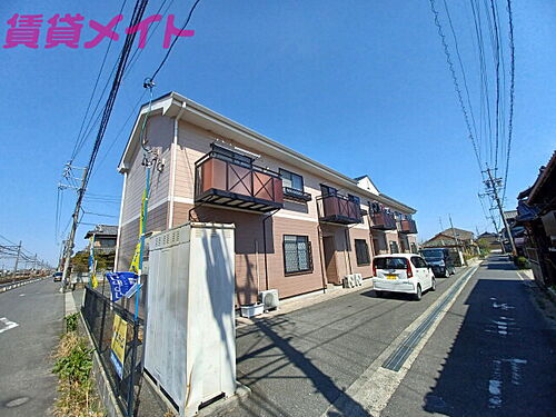 三重県鈴鹿市南堀江２丁目 テラスハウス