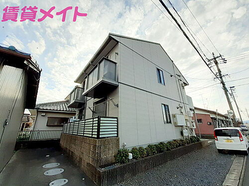 三重県鈴鹿市庄野羽山３丁目 賃貸アパート