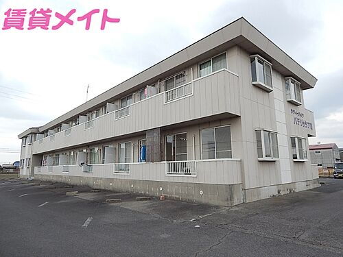 三重県鈴鹿市池田町 築32年9ヶ月 2階建