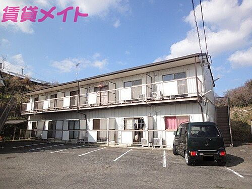 三重県亀山市北鹿島町 賃貸アパート