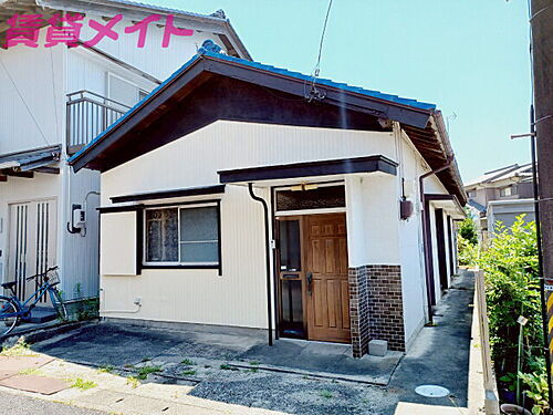 三重県鈴鹿市岸岡町 賃貸一戸建て