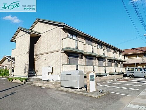 三重県津市高茶屋小森上野町 賃貸アパート