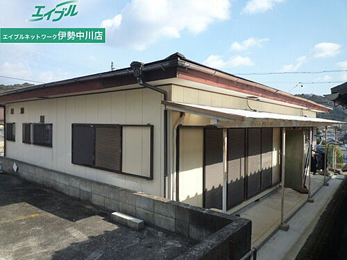 三重県津市白山町佐田 賃貸アパート