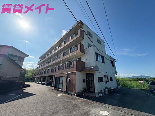 三重県津市一志町高野 4階建