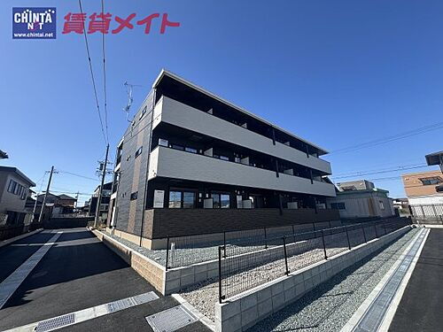 三重県津市高茶屋小森町 3階建 築1年未満