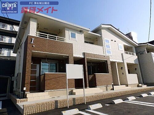 三重県津市上浜町３丁目 賃貸アパート