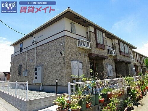 三重県津市津興 賃貸アパート