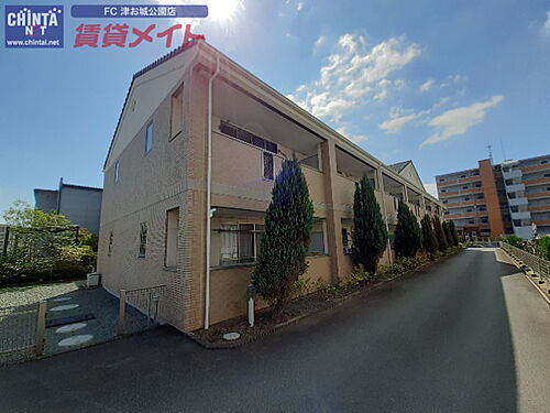 三重県津市栗真中山町 賃貸アパート