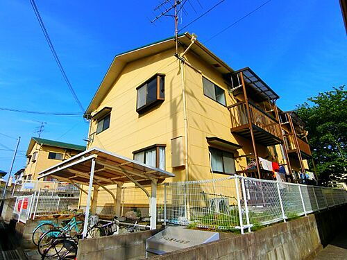 メゾン津々山台　Ｂ棟 2階建