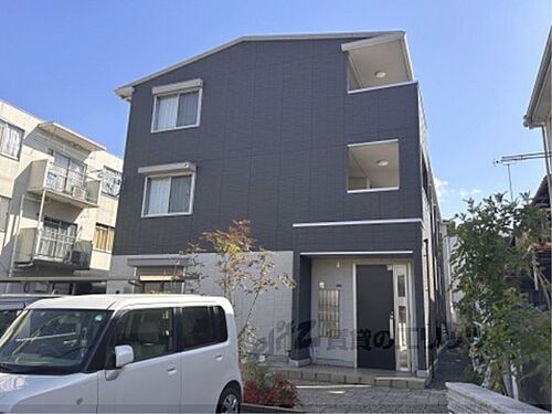 滋賀県大津市中庄１丁目 3階建 築5年10ヶ月