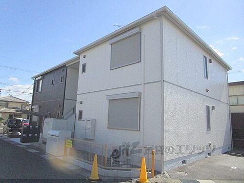 滋賀県栗東市綣８丁目 築17年4ヶ月 2階建