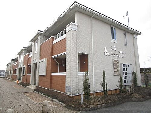 滋賀県長浜市八幡中山町 賃貸アパート