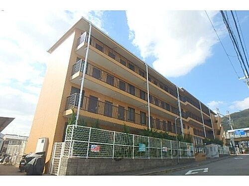 京都府乙訓郡大山崎町字大山崎小字茶屋前 築31年10ヶ月 4階建