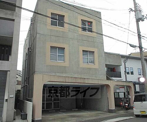 京都府宇治市槇島町 3階建 築30年4ヶ月