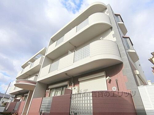 大阪府茨木市南春日丘７丁目 賃貸マンション