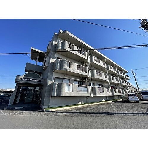 ファミーユ元吉田