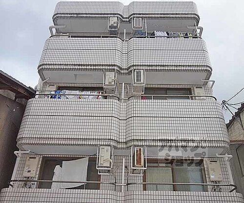 京都府京都市東山区三条通南裏白川筋西入２丁目八軒町 4階建 築37年5ヶ月