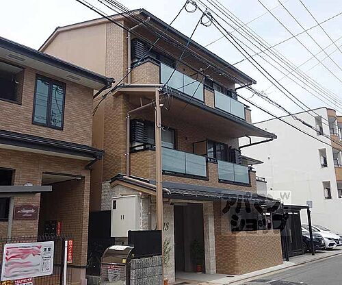 京都府京都市東山区鞘町通五条下る３丁目豊浦町 築7年9ヶ月 3階建