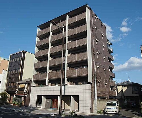 京都府京都市下京区堀川通六条上る佐女牛井町 築12年3ヶ月 7階建