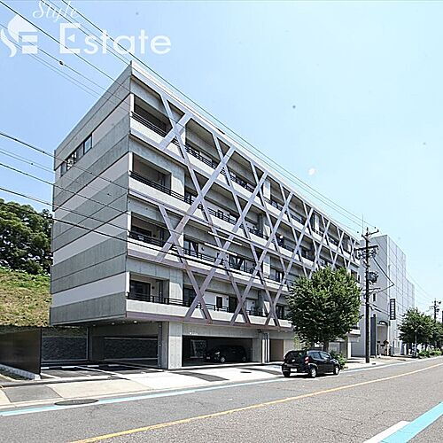 愛知県名古屋市中区三の丸１丁目 5階建 