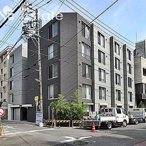 愛知県名古屋市中区千代田１丁目 5階建 築9年8ヶ月