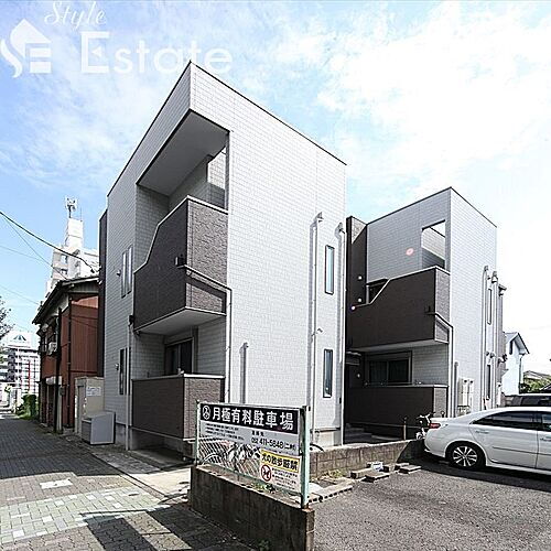 愛知県名古屋市中村区岩塚本通４丁目 2階建 築7年8ヶ月