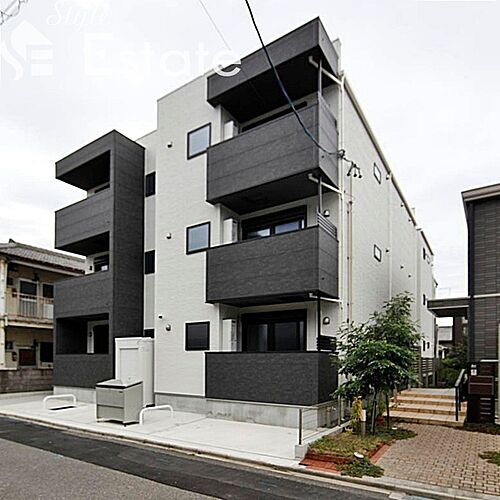 愛知県名古屋市中村区十王町  3階建