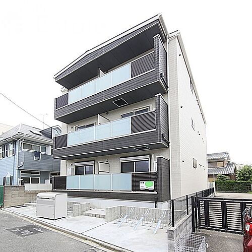 愛知県名古屋市中川区中郷１丁目 3階建 