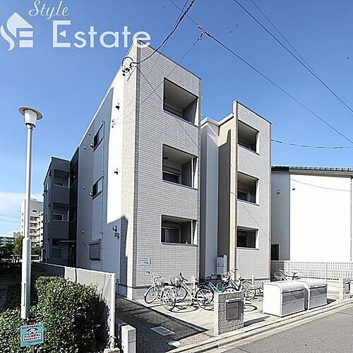 愛知県名古屋市北区山田２丁目 築7年3ヶ月 3階建