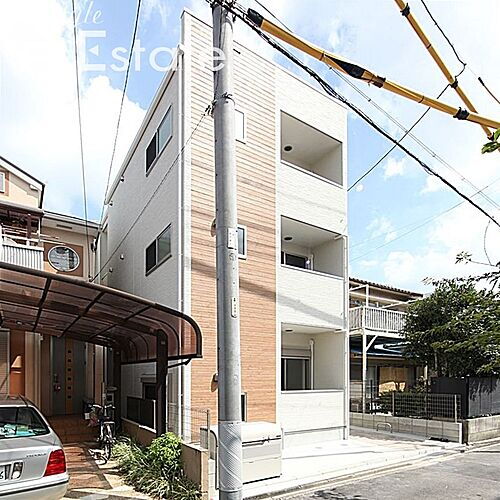 愛知県名古屋市中村区十王町 築5年4ヶ月 3階建