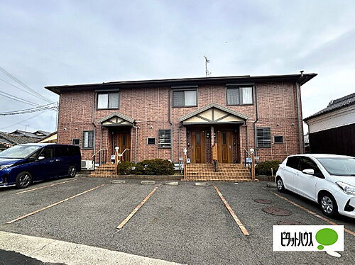 和歌山県和歌山市新在家 テラスハウス