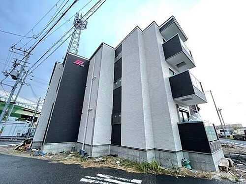大阪府堺市堺区遠里小野町１丁 築2年1ヶ月 3階建