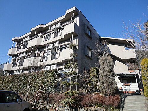 長野県松本市大字里山辺 3階建 築23年8ヶ月
