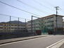 ウィンベル嵐山 長尾小学校(330m)