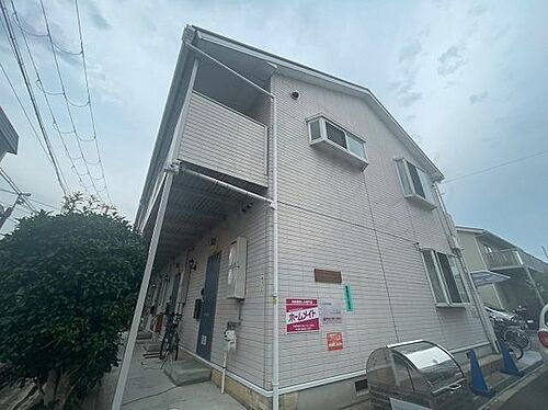 大阪府豊中市服部寿町２丁目 2階建