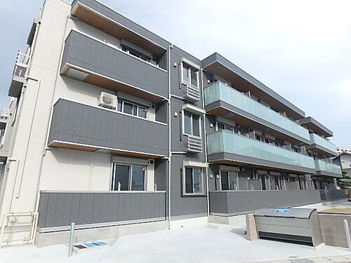 兵庫県明石市大久保町福田３丁目 3階建 築1年10ヶ月