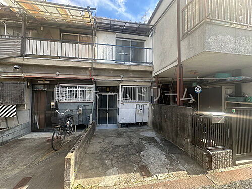 大阪府枚方市田口１丁目 テラスハウス