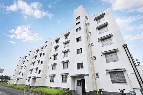 福井県越前市国高３丁目 賃貸マンション