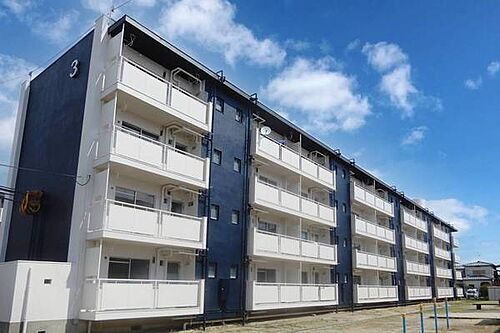 奈良県大和高田市甘田町 賃貸マンション