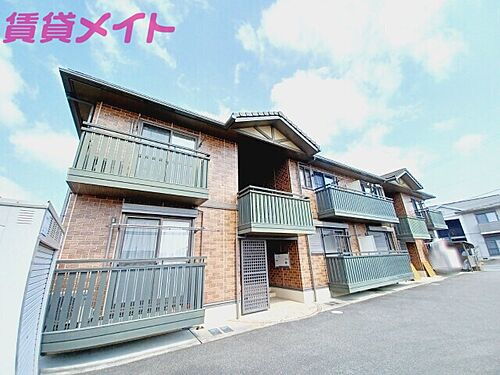 三重県四日市市小杉町 賃貸アパート