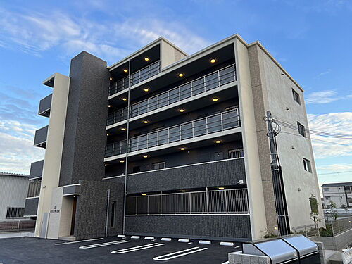 兵庫県姫路市東山 5階建 築1年10ヶ月
