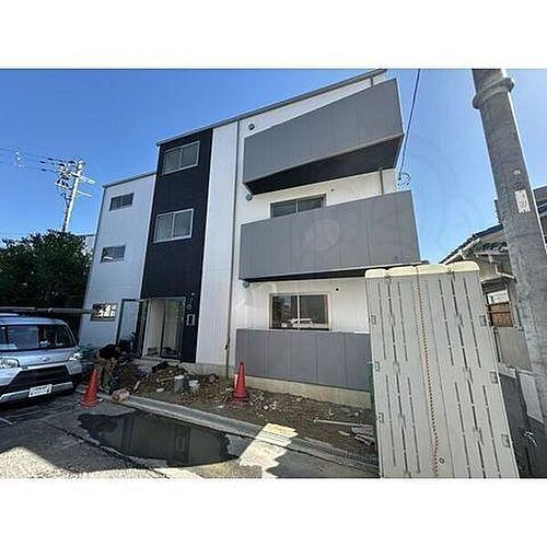 大阪府堺市北区中百舌鳥町５丁 賃貸アパート