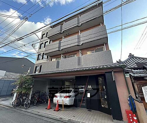 京都府京都市下京区石不動之町 築38年4ヶ月 4階建