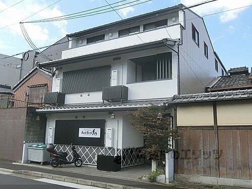 京都府京都市下京区打越町 築10年3ヶ月 3階建