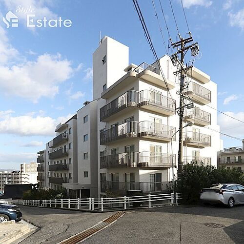 愛知県名古屋市名東区名東本町 築52年4ヶ月 8階建