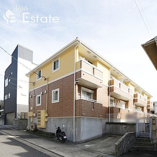 愛知県名古屋市名東区小池町 築17年6ヶ月 2階建