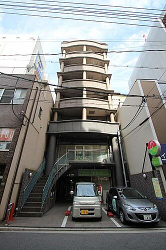 広島県広島市中区大手町１丁目 10階建
