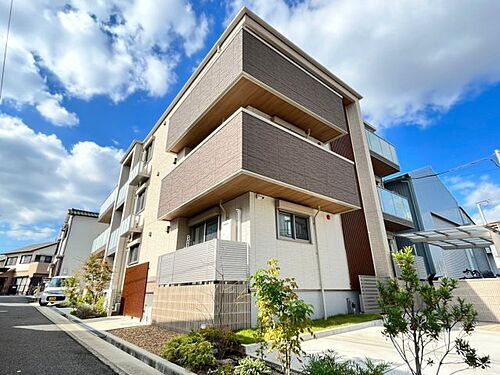大阪府堺市西区家原寺町１丁 3階建 築3年2ヶ月