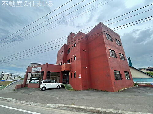 北海道札幌市南区藤野三条１０丁目 3階建 築36年6ヶ月
