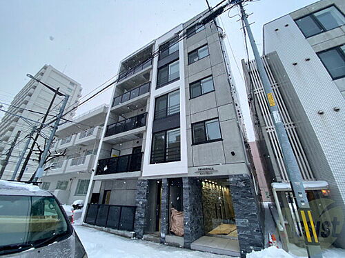 北海道札幌市北区北十八条西２丁目 5階建 